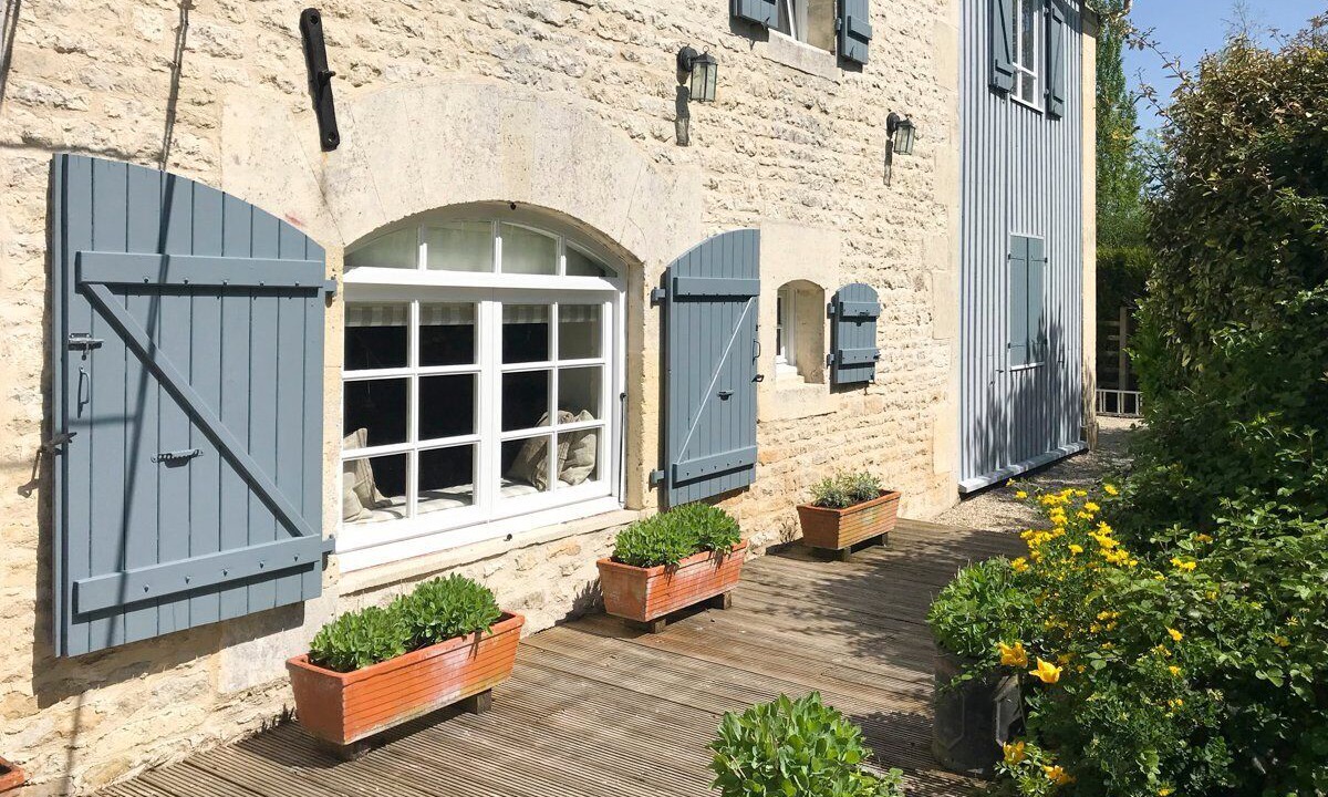 Photo of Patio Balcony in Courcerac