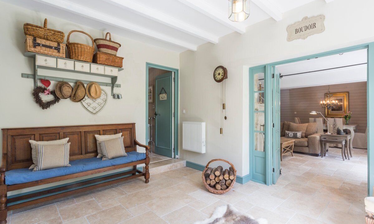 Photo of Livingroom in Courcerac