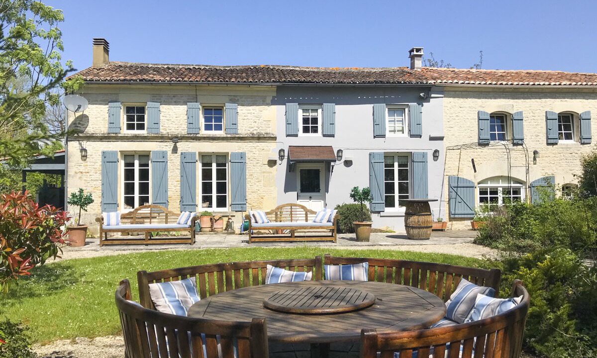 Photo of Outdoor in Courcerac