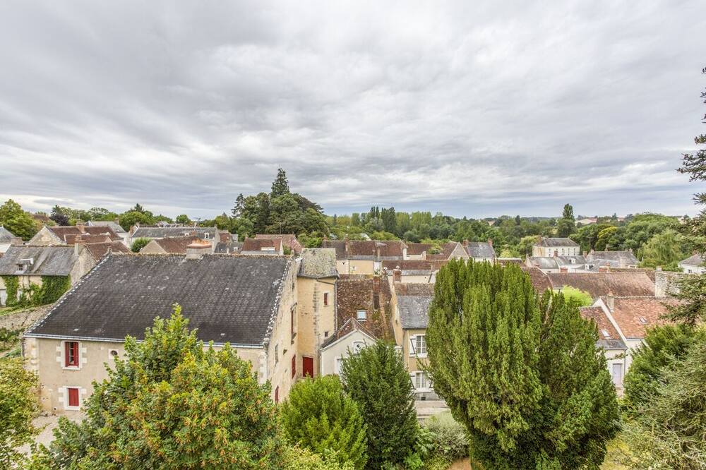 Photo of Others in Villeloin-Coulange