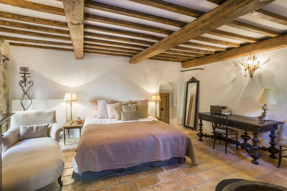 Photo of Bedroom in La Capelle-et-Masmolene