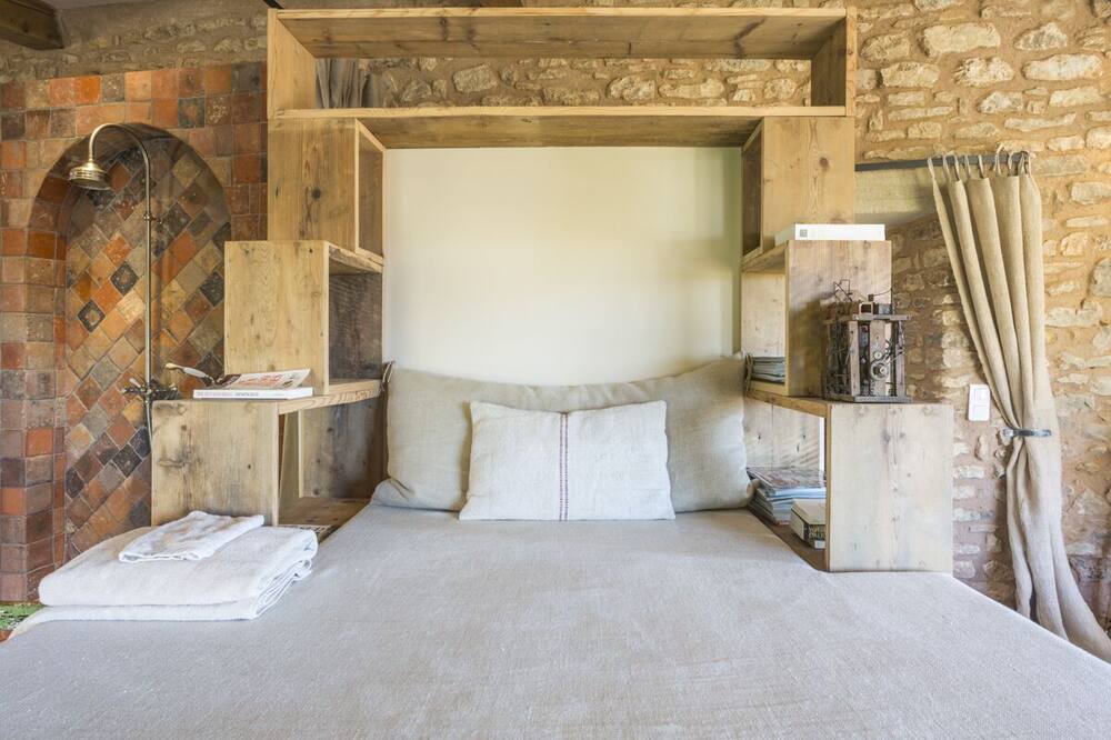 Photo of Bedroom in La Capelle-et-Masmolene