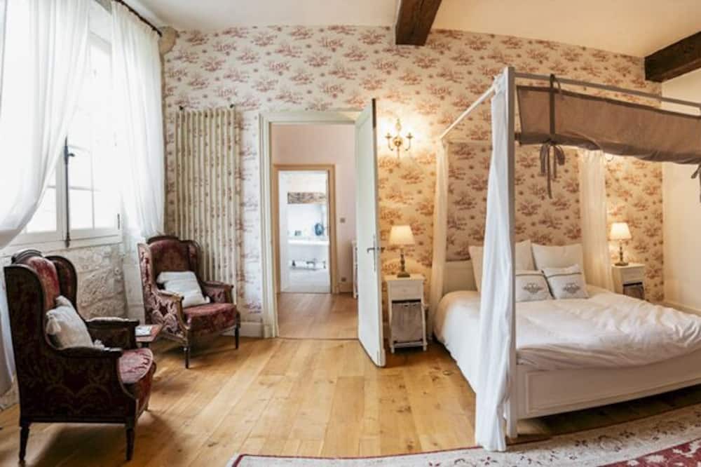 Photo of Bedroom in Agnac