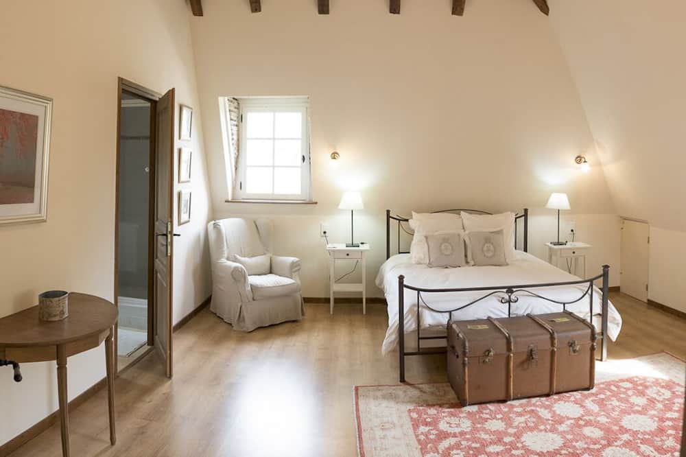 Photo of Bedroom in Agnac