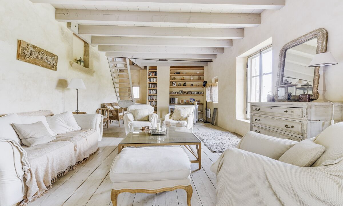 Photo of Livingroom in Sabran