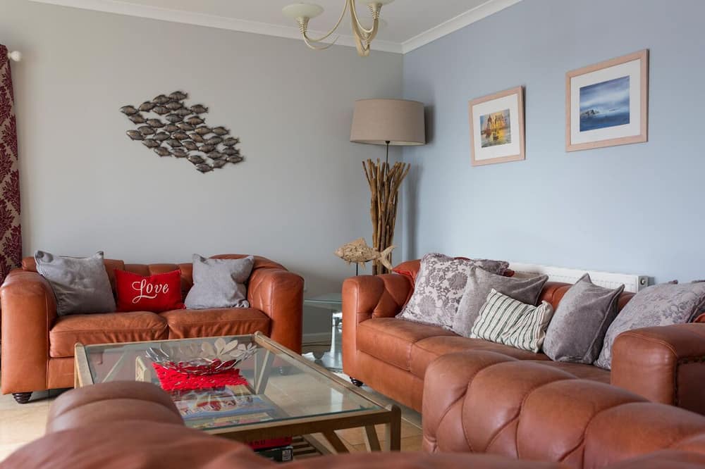 Photo of Livingroom in Torpoint
