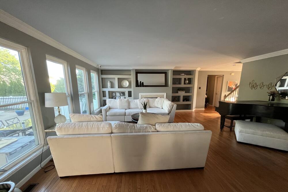 Photo of Livingroom in Dardenne Prairie