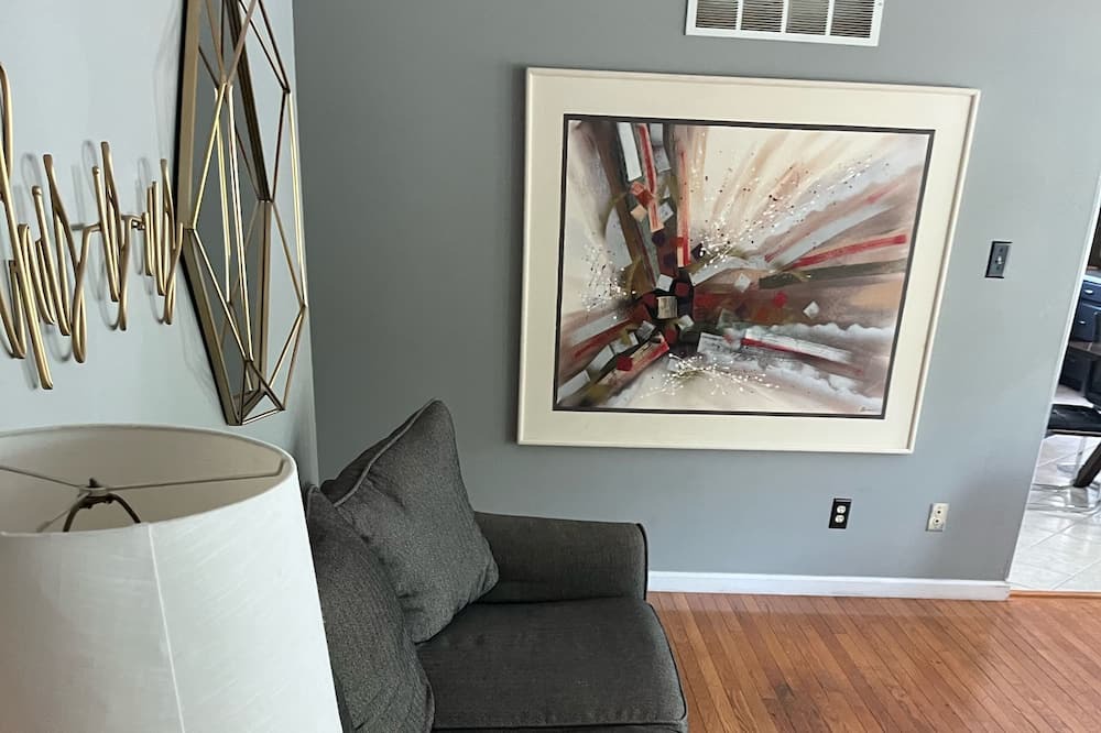 Photo of Bedroom in Dardenne Prairie