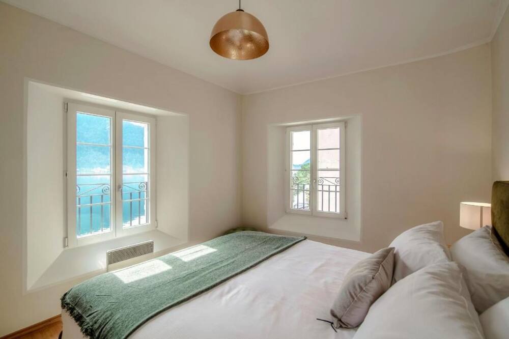 Photo of Bedroom in Morcote