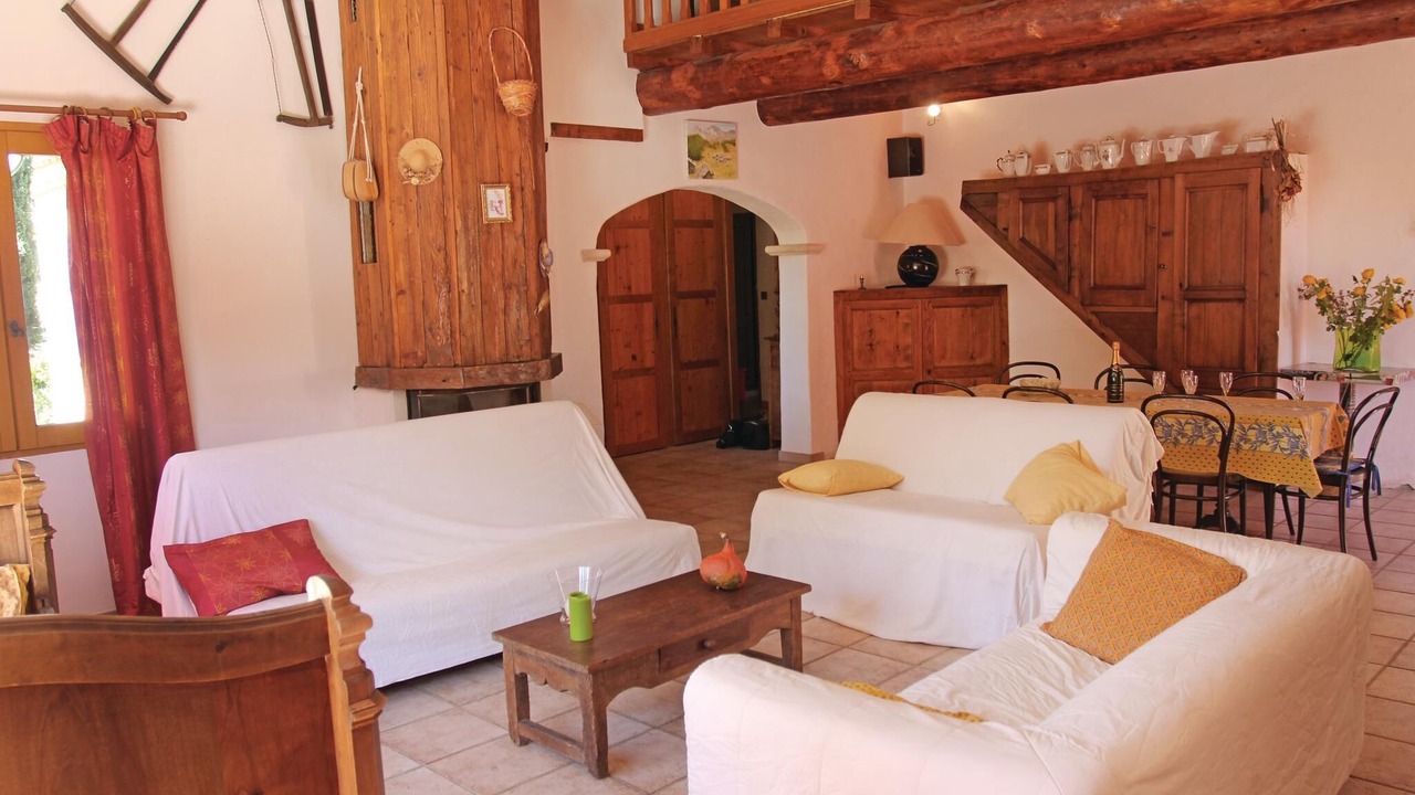 Photo of Livingroom in Grillon