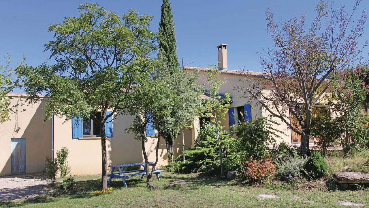 Photo of Outdoor in Grillon