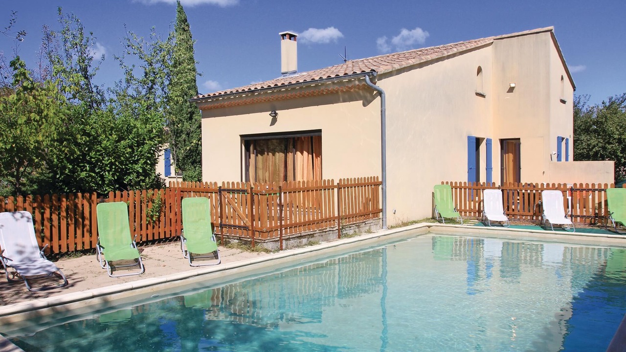 Photo of Outdoor in Grillon