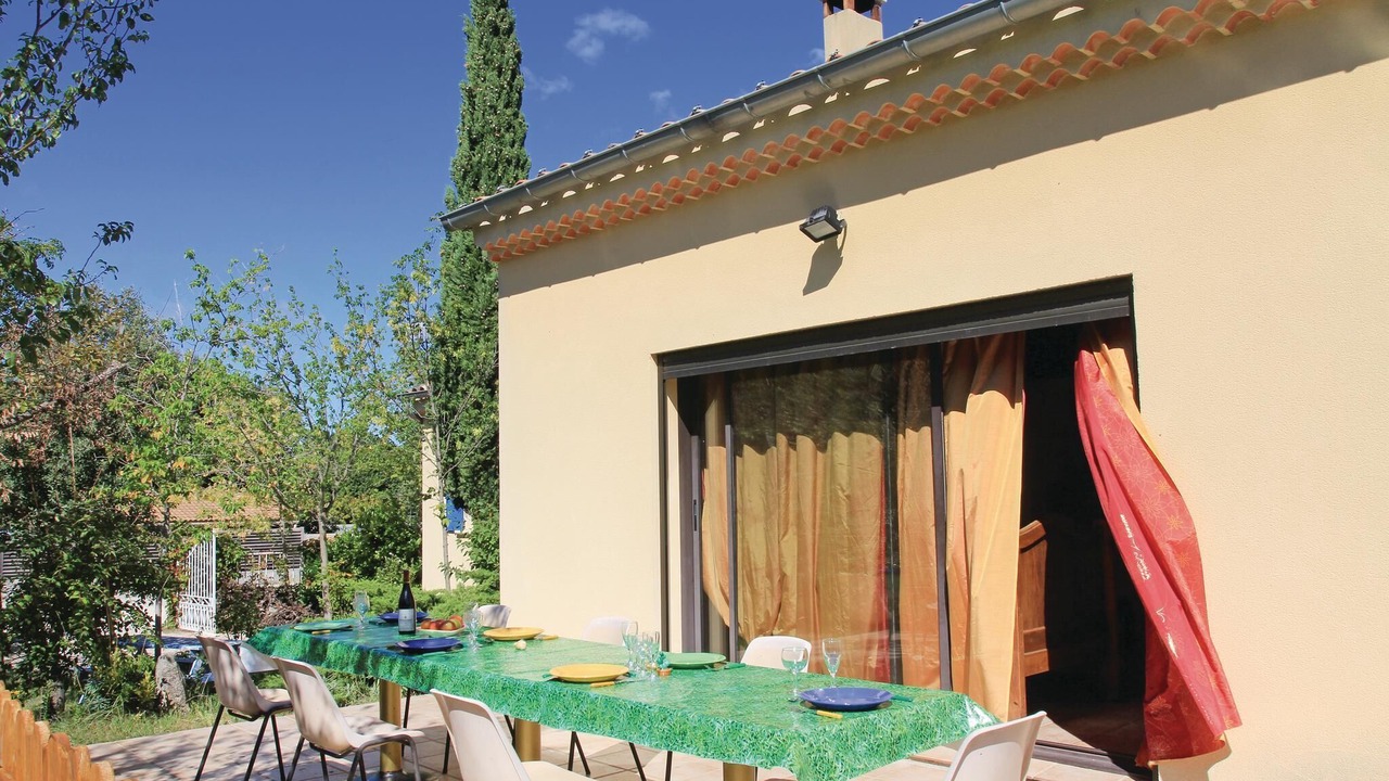 Photo of Outdoor in Grillon