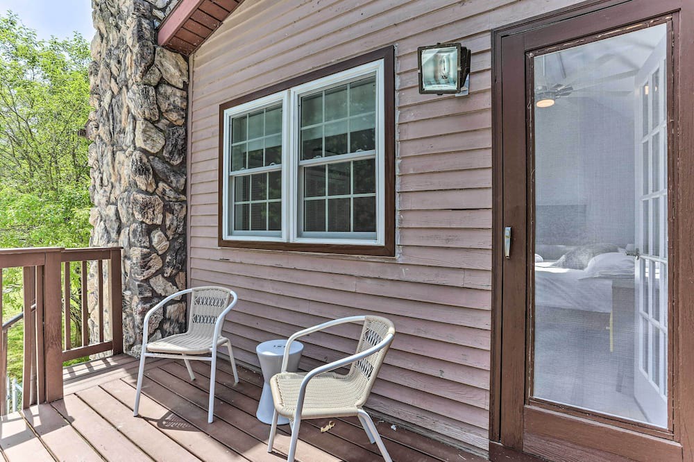 Photo of Patio Balcony in Town of Marbletown