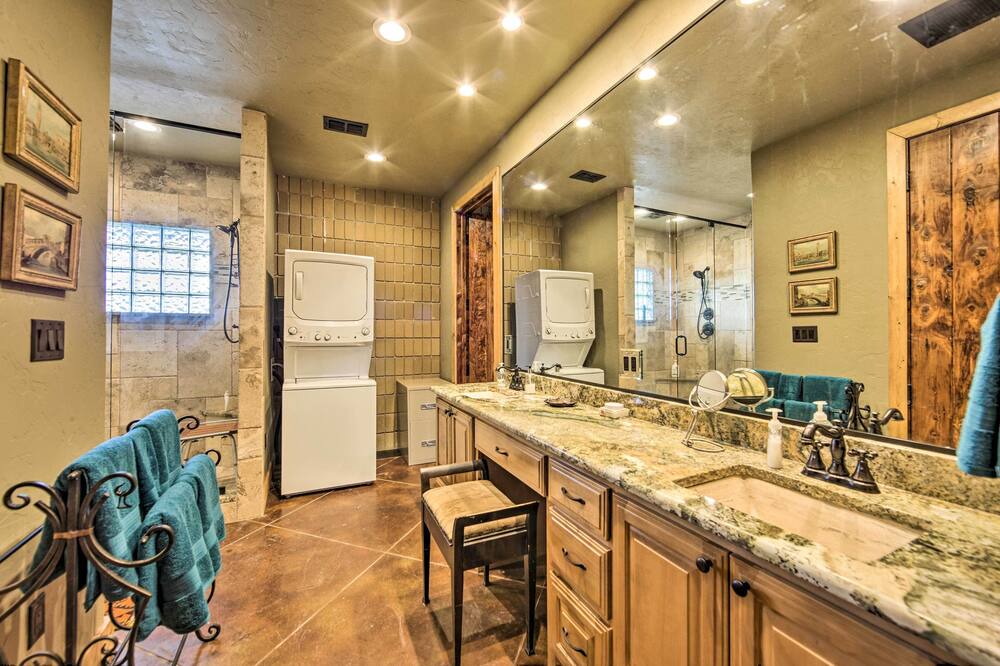 Photo of Bedroom in Cason
