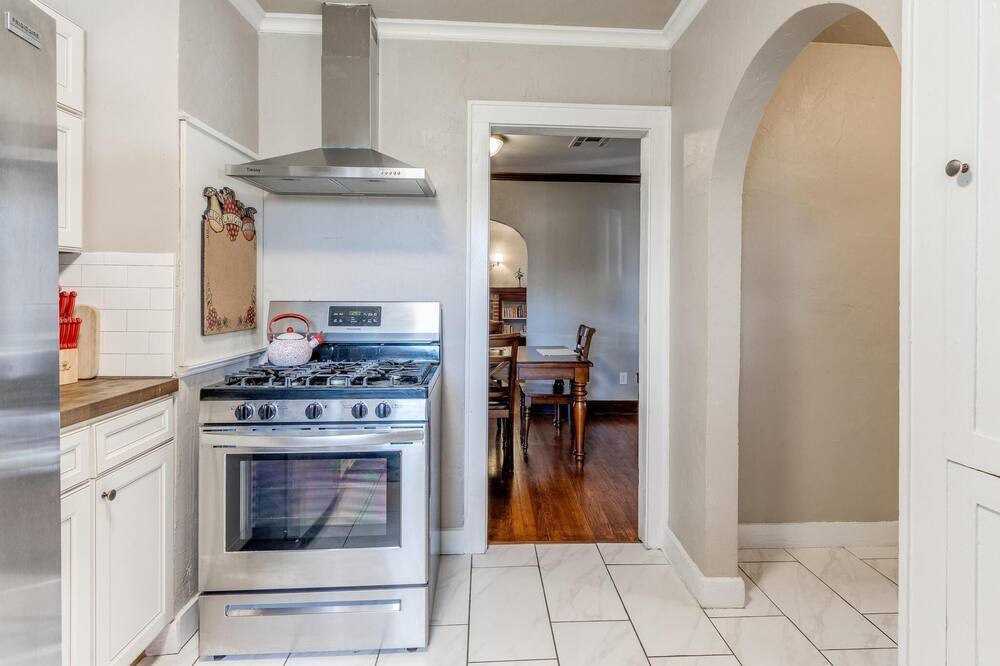 Photo of Kitchen in Central Oklahoma City