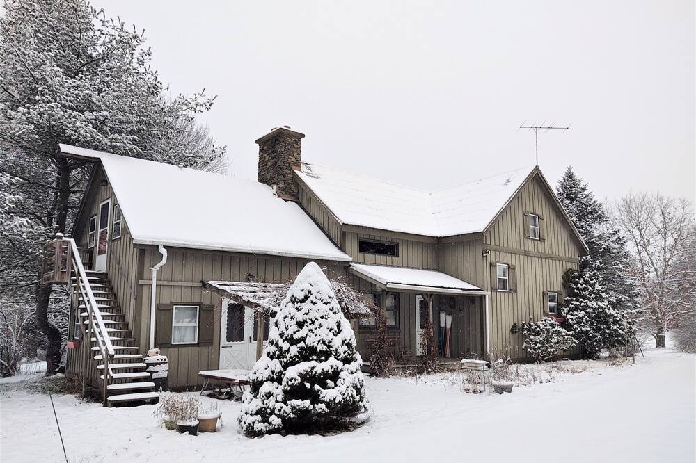 Photo of Outdoor in Aldenville