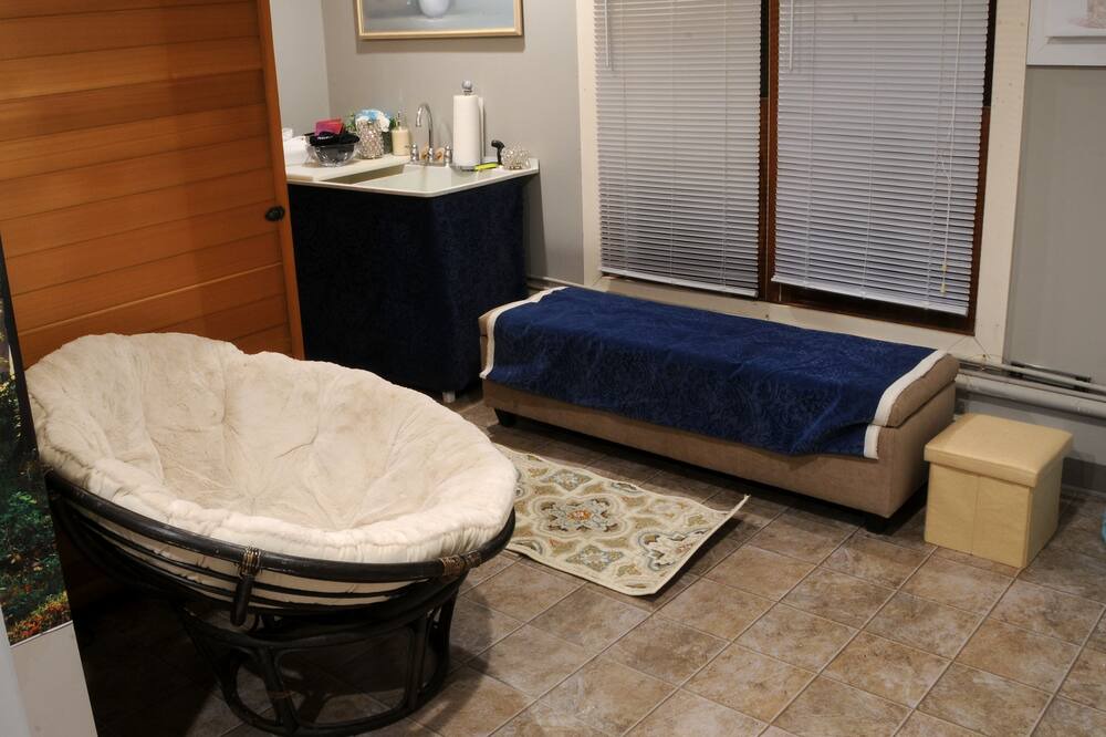 Photo of Others in Aldenville