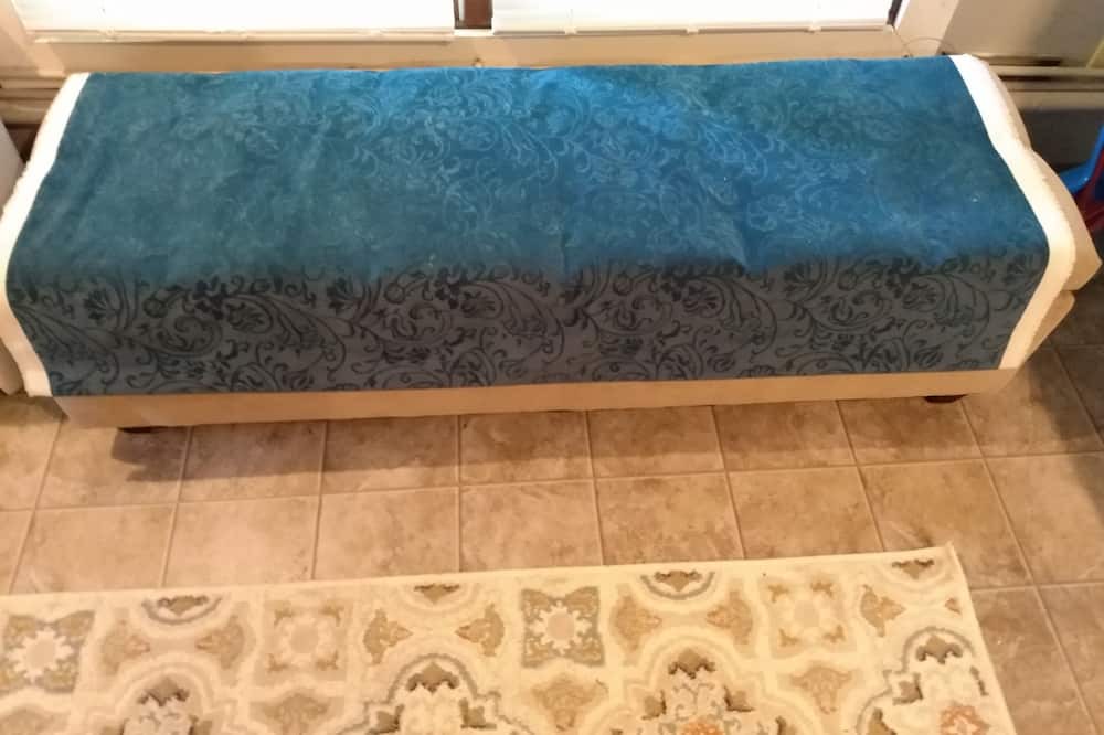 Photo of Others in Aldenville