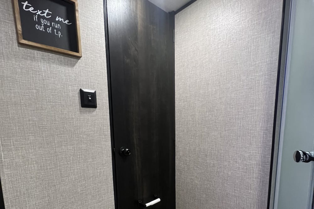 Photo of Others in Rotterdam Junction