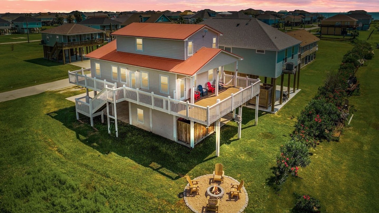 Photo of Outdoor in Crystal Beach