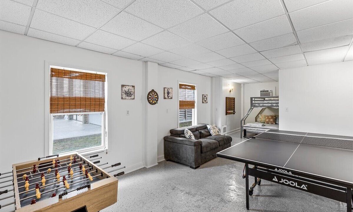 Photo of Bedroom in Crystal Beach