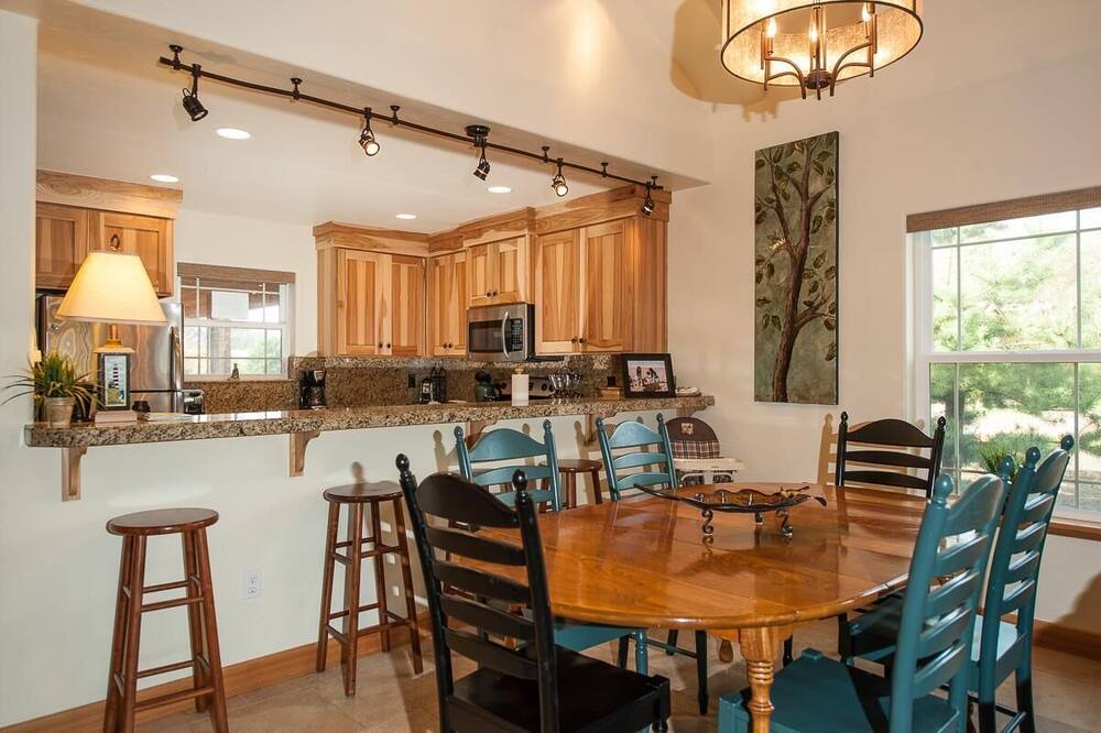 Photo of Kitchen in Rockaway Beach