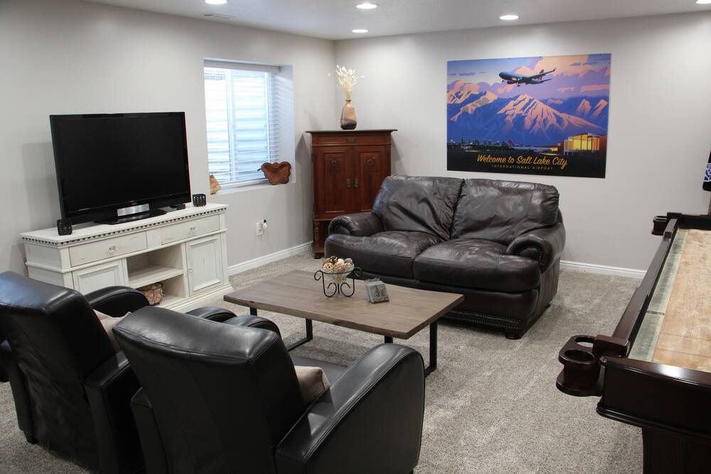 Photo of Livingroom in North Ogden