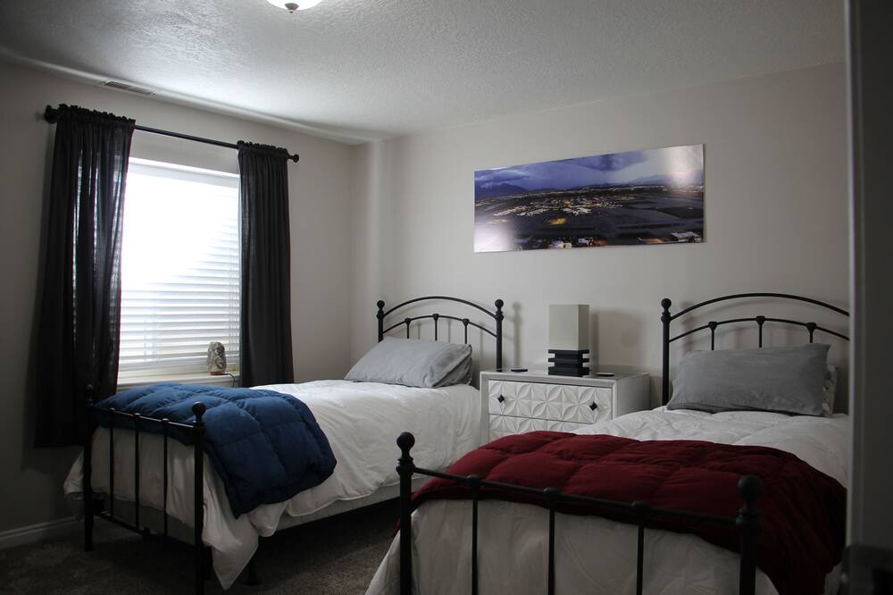 Photo of Bedroom in North Ogden