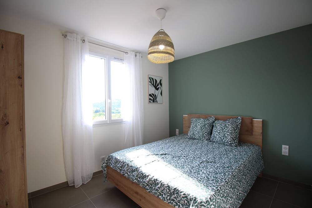 Photo of Bedroom in Caseneuve