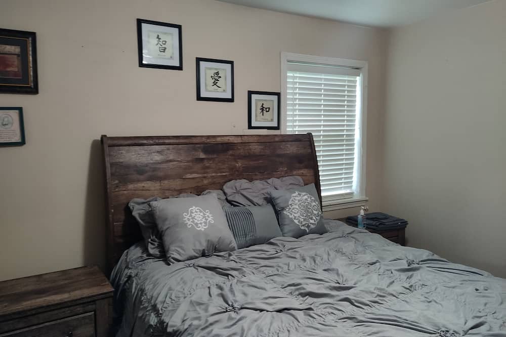 Photo of Bedroom in Jeffersontown