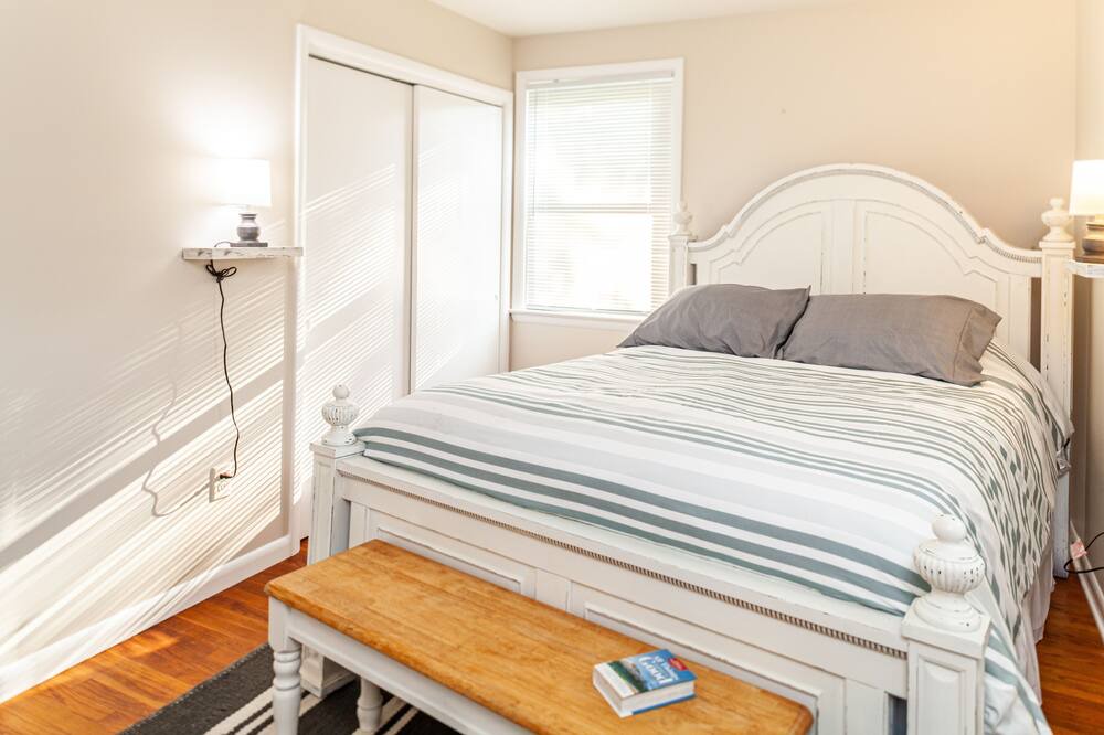 Photo of Bedroom in Narvon