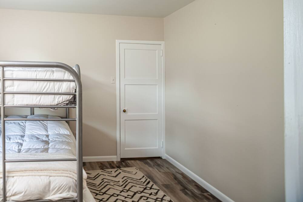 Photo of Bedroom in Narvon