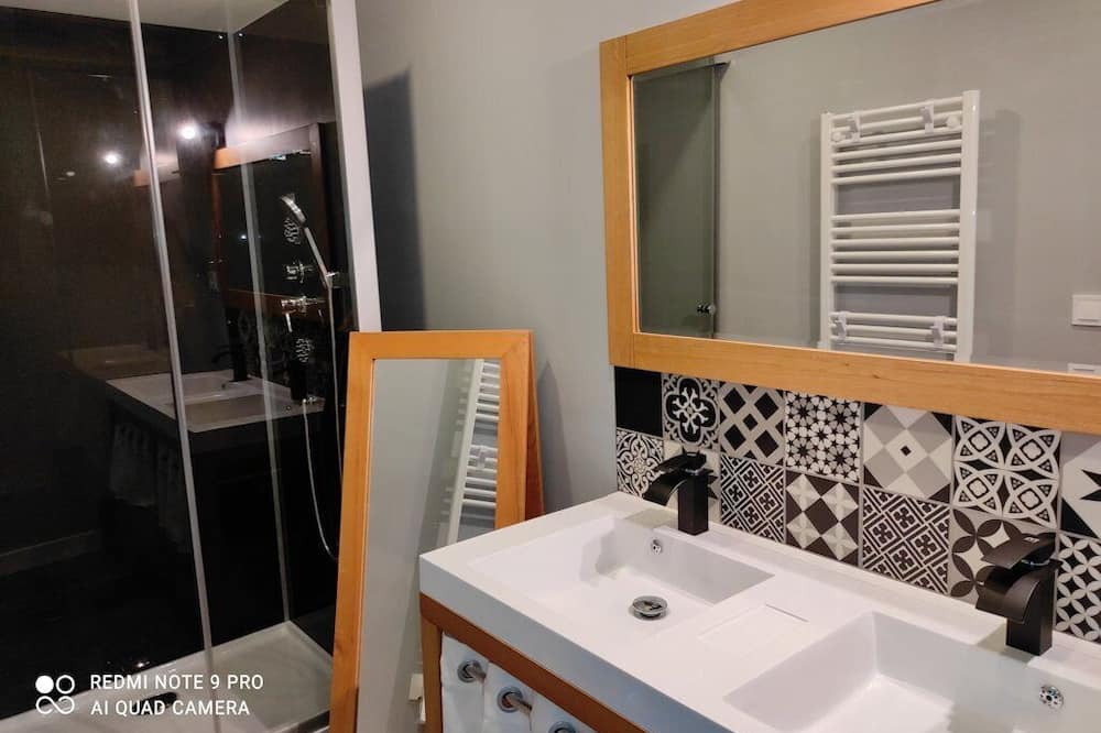 Photo of Bathroom in Brizambourg