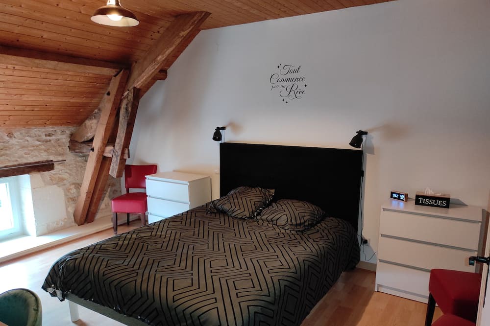 Photo of Bedroom in Brizambourg