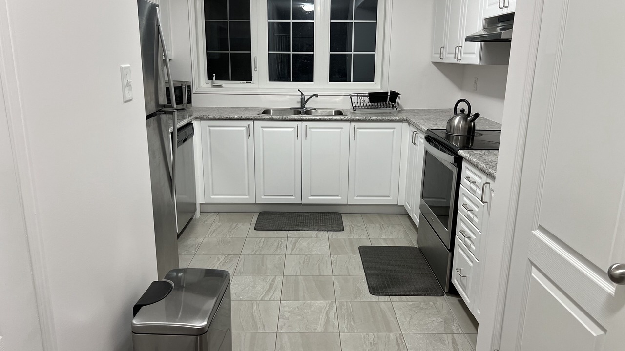 Photo of Kitchen in Oshawa
