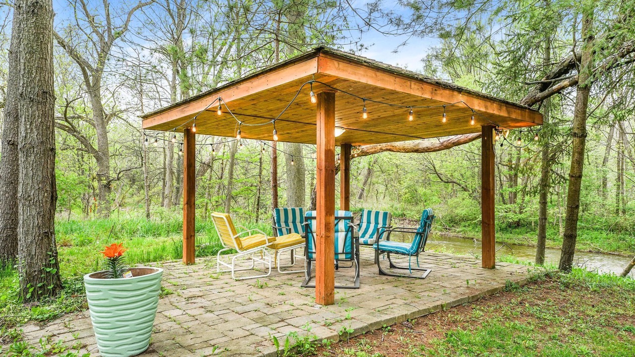Photo of Outdoor in Norval