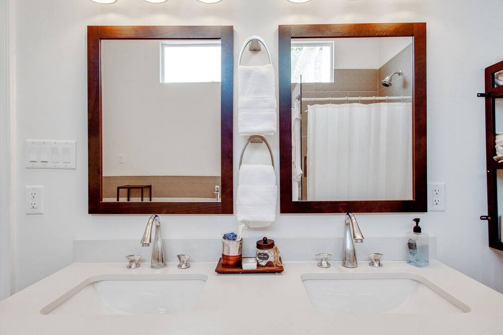 Photo of Bathroom in Esplanade Ridge