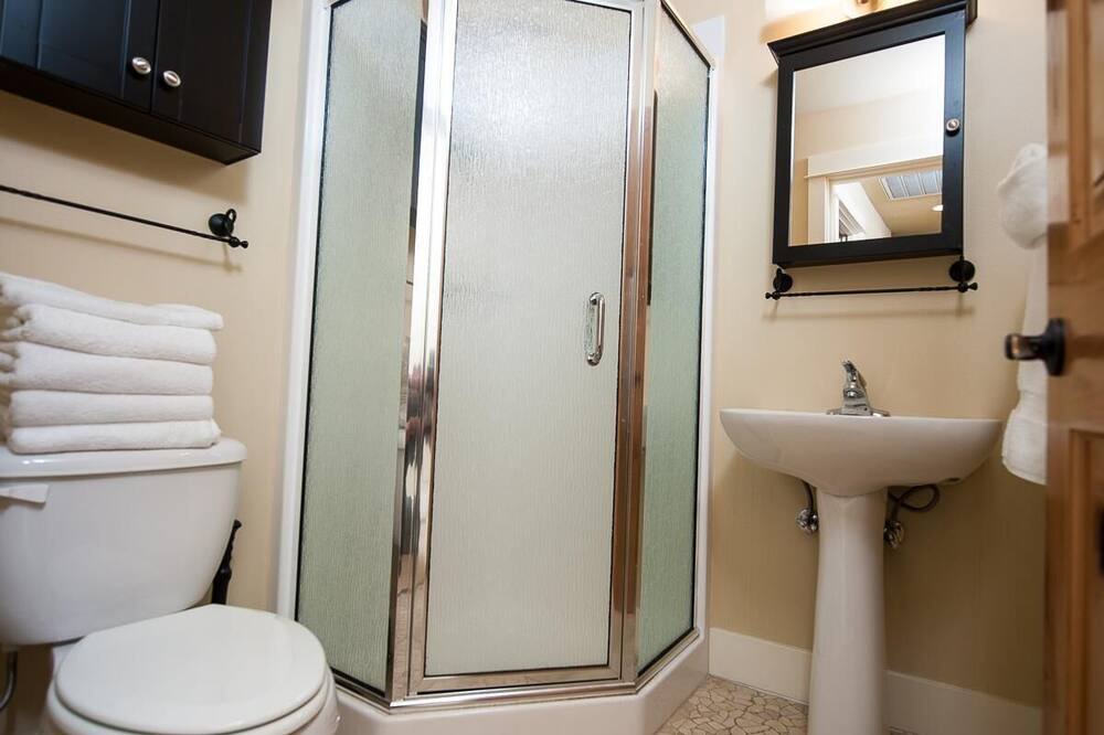 Photo of Bathroom in Oceanside
