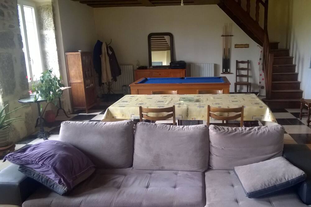 Photo of Livingroom in Blessac