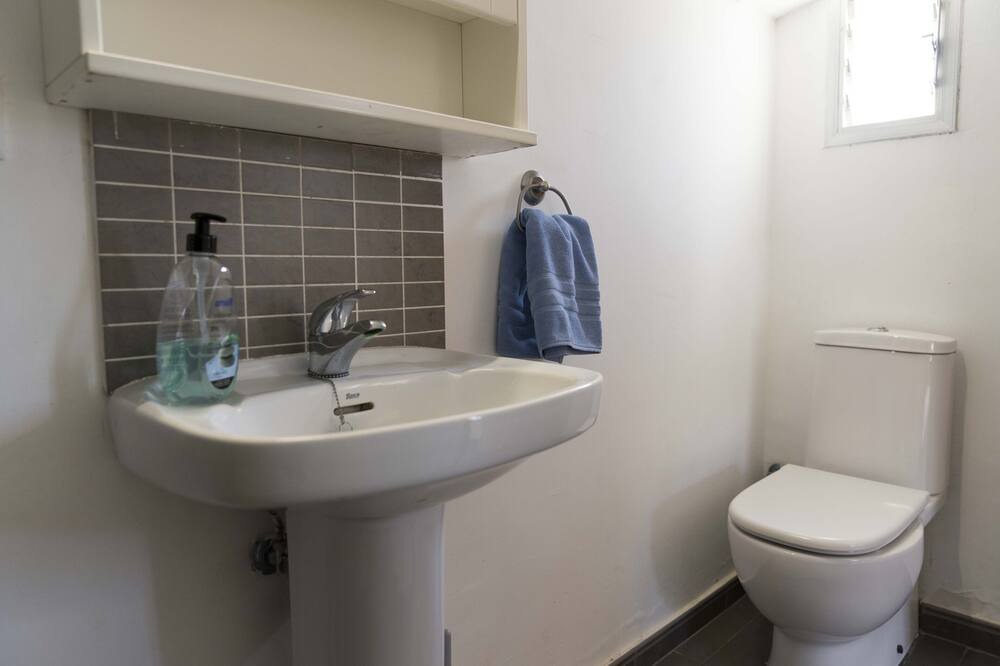 Photo of Bathroom in Tordera