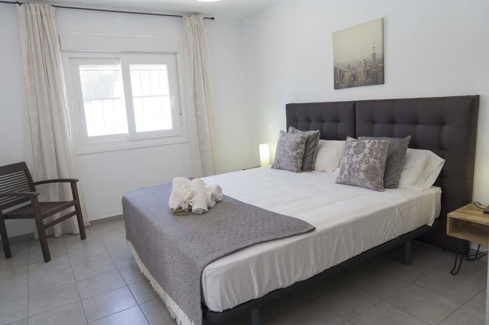 Photo of Bedroom in Tordera