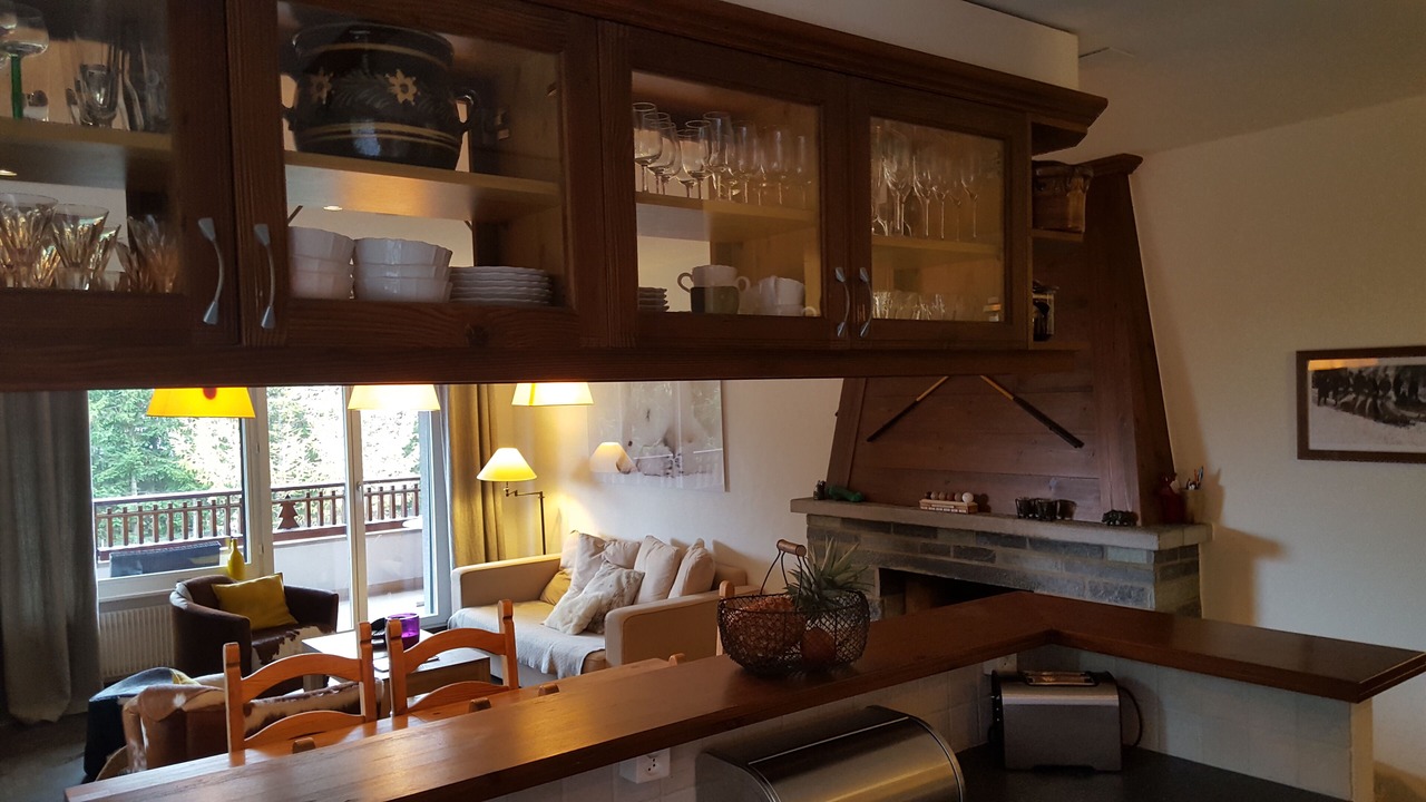 Photo of Kitchen in Lens