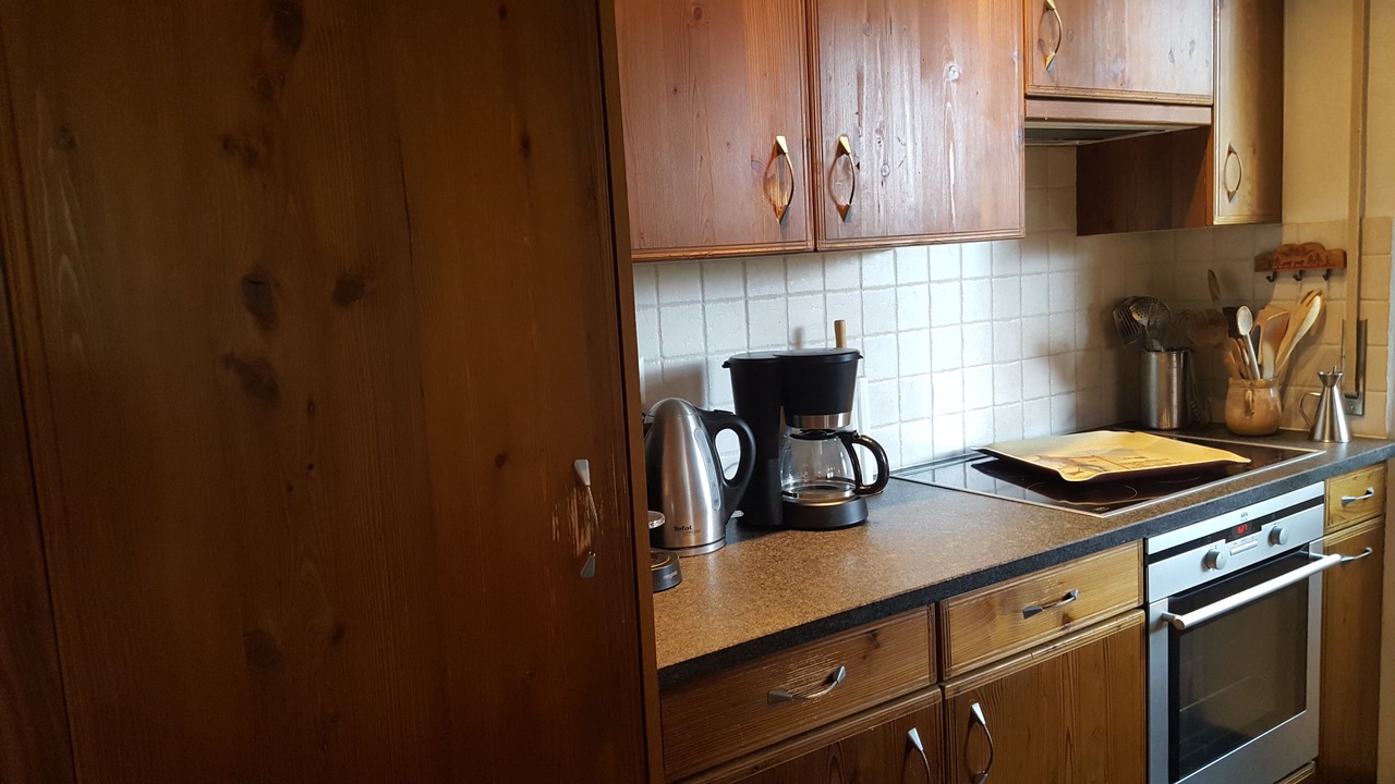 Photo of Kitchen in Lens