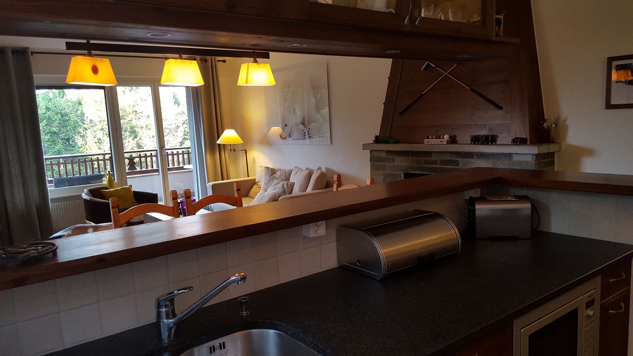 Photo of Kitchen in Lens