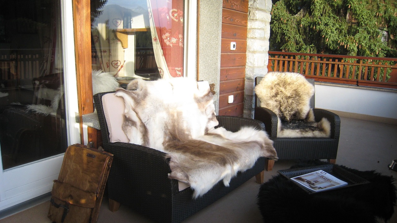 Photo of Outdoor in Lens