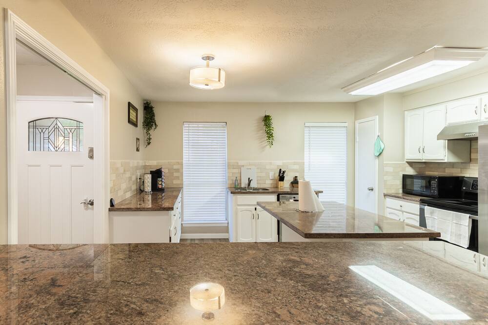 Photo of Kitchen in Nassau Bay