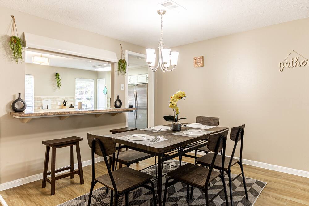 Photo of Kitchen in Nassau Bay