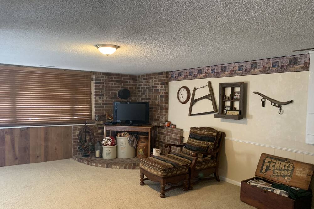 Photo of Livingroom in Lamont