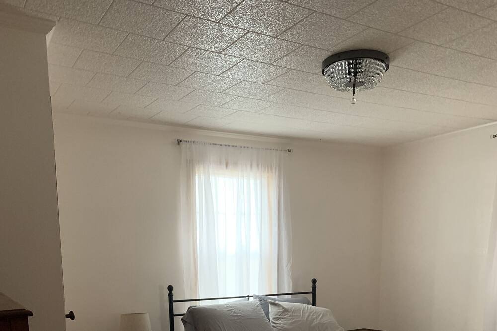 Photo of Bedroom in Gordonville